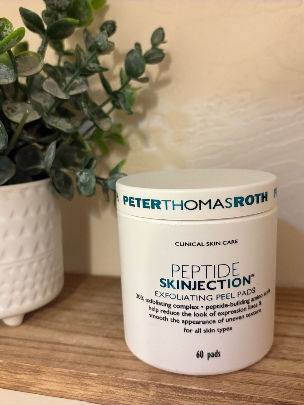 Peter Thomas Roth White Peptide Skinjection Exfoliating Peel Pads